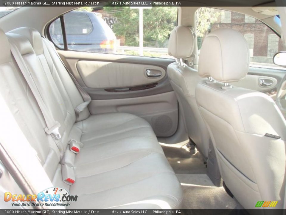 2000 Nissan Maxima GLE Sterling Mist Metallic / Frost Photo #35