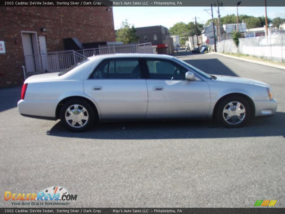 2003 Cadillac DeVille Sedan Sterling Silver / Dark Gray Photo #17