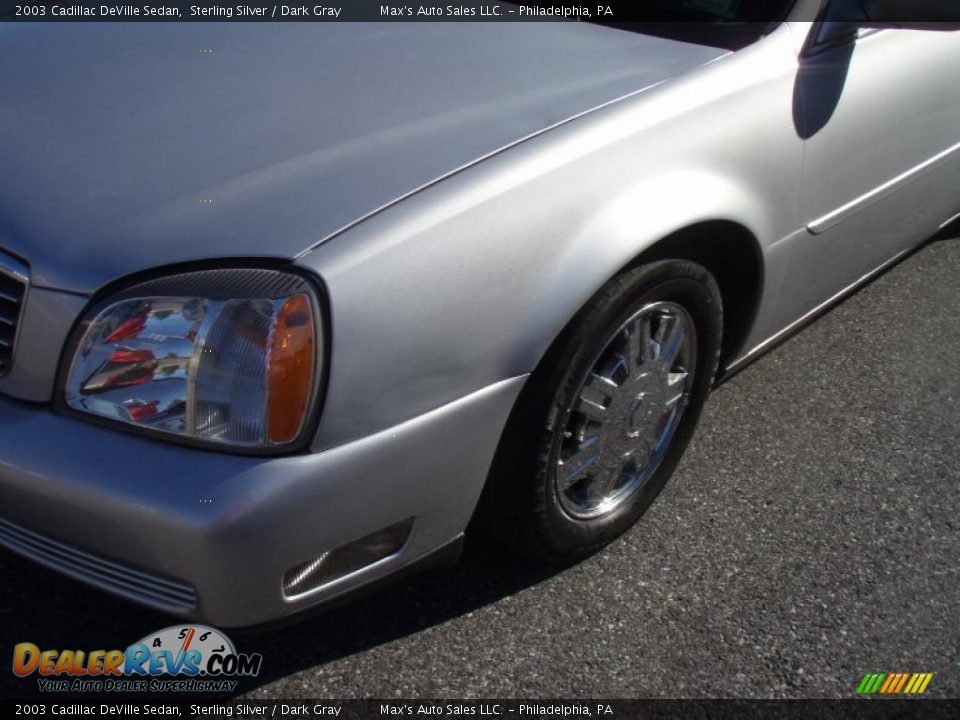 2003 Cadillac DeVille Sedan Sterling Silver / Dark Gray Photo #19