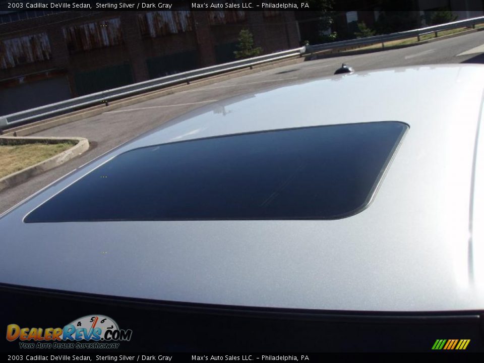 2003 Cadillac DeVille Sedan Sterling Silver / Dark Gray Photo #21