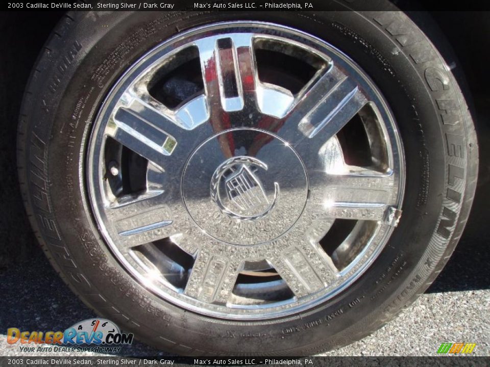 2003 Cadillac DeVille Sedan Sterling Silver / Dark Gray Photo #29