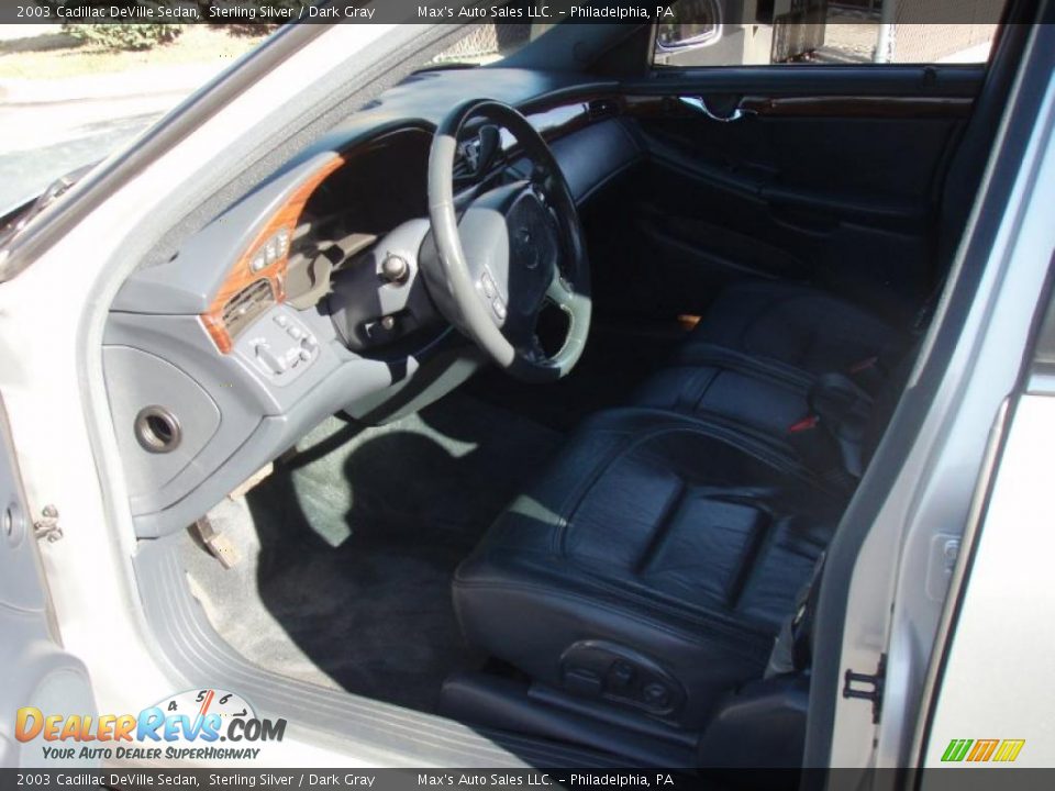 2003 Cadillac DeVille Sedan Sterling Silver / Dark Gray Photo #30