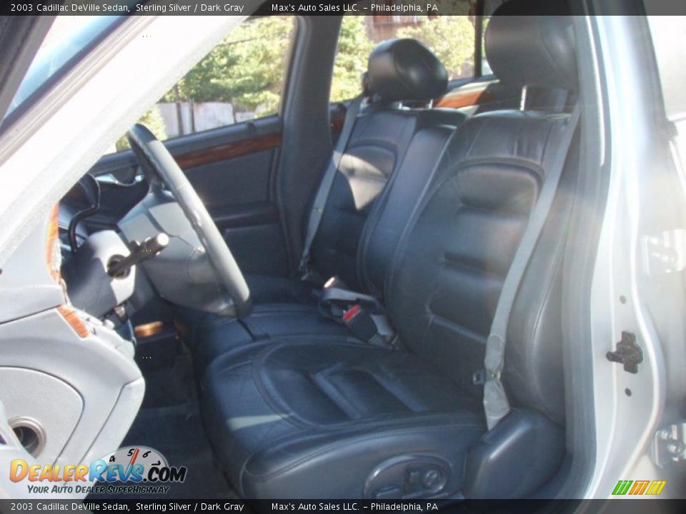 2003 Cadillac DeVille Sedan Sterling Silver / Dark Gray Photo #31