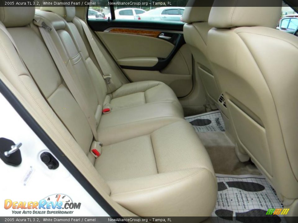 2005 Acura TL 3.2 White Diamond Pearl / Camel Photo #13