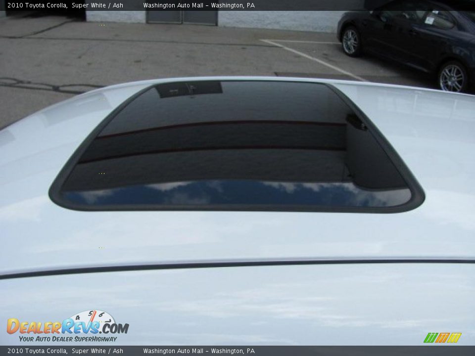2010 Toyota Corolla Super White / Ash Photo #4