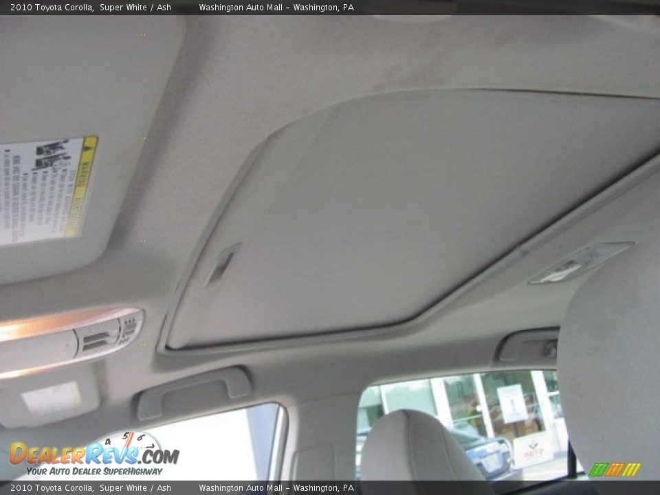 2010 Toyota Corolla Super White / Ash Photo #15