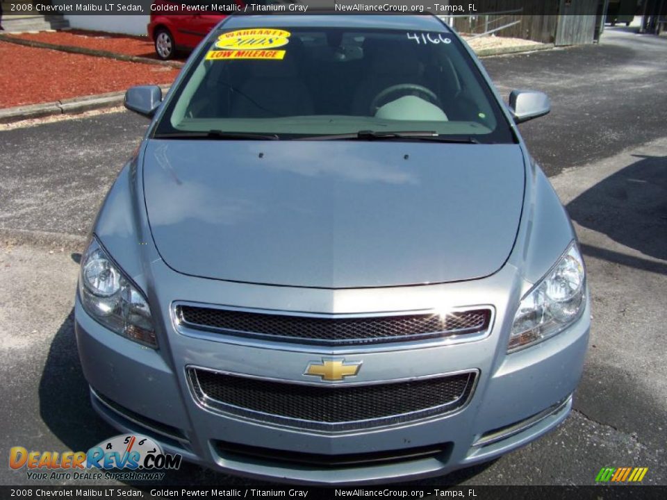 2008 Chevrolet Malibu LT Sedan Golden Pewter Metallic / Titanium Gray Photo #2