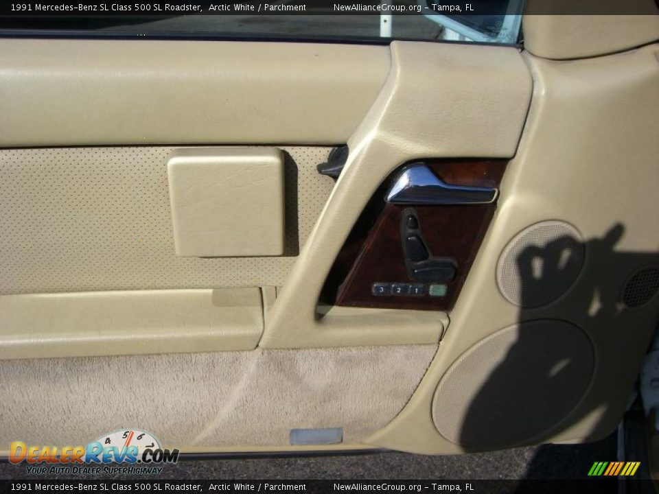 1991 Mercedes-Benz SL Class 500 SL Roadster Arctic White / Parchment Photo #7