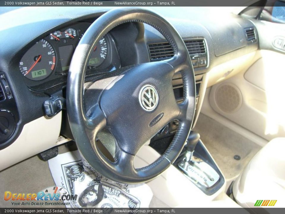 2000 Volkswagen Jetta GLS Sedan Tornado Red / Beige Photo #9