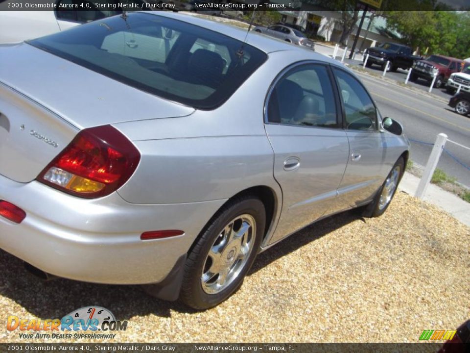 2001 Oldsmobile Aurora 4.0 Sterling Metallic / Dark Gray Photo #4