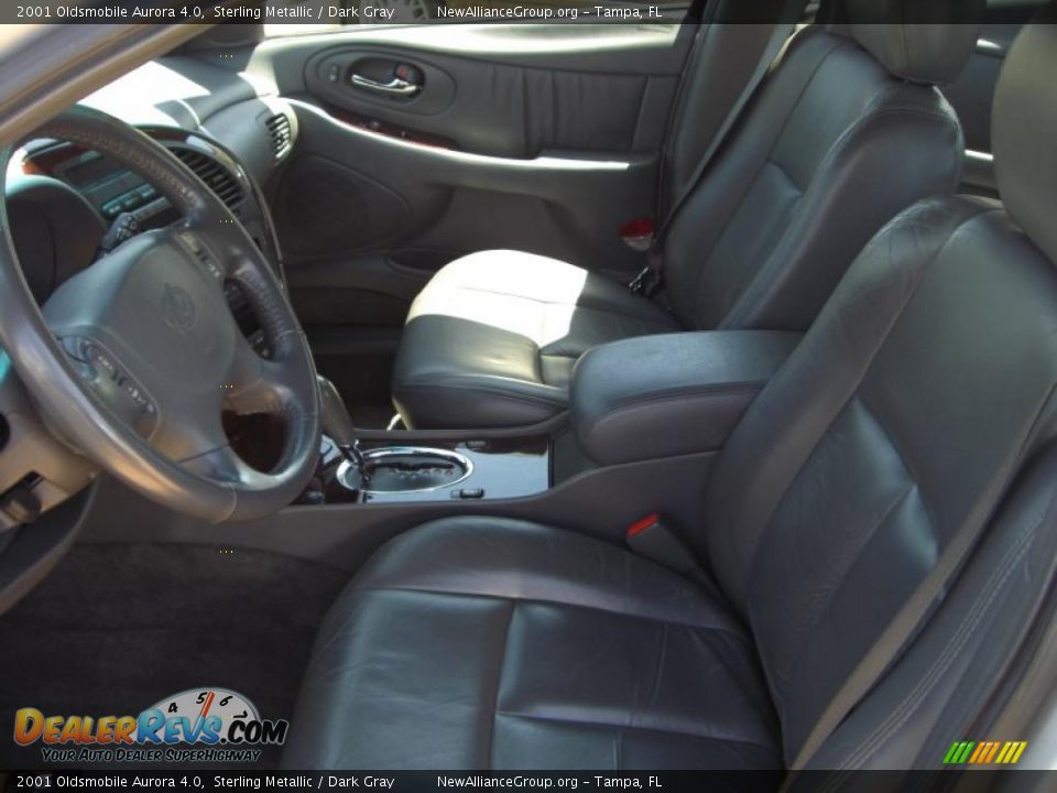 2001 Oldsmobile Aurora 4.0 Sterling Metallic / Dark Gray Photo #10