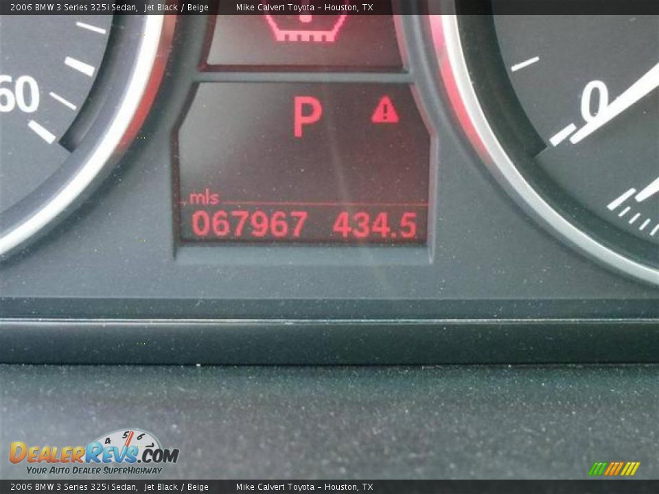 2006 BMW 3 Series 325i Sedan Jet Black / Beige Photo #17