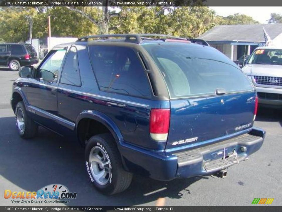 2002 Chevrolet Blazer LS Indigo Blue Metallic / Graphite Photo #4