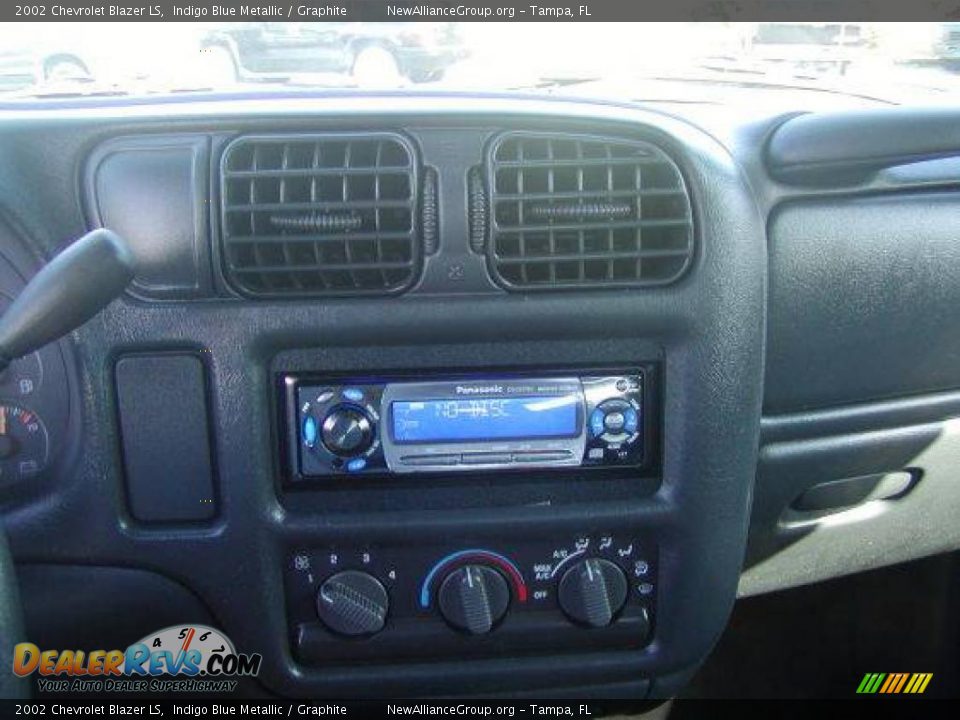 2002 Chevrolet Blazer LS Indigo Blue Metallic / Graphite Photo #6