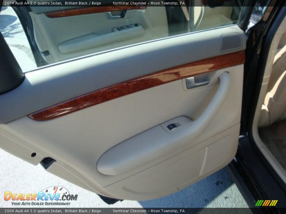 2004 Audi A4 3.0 quattro Sedan Brilliant Black / Beige Photo #13