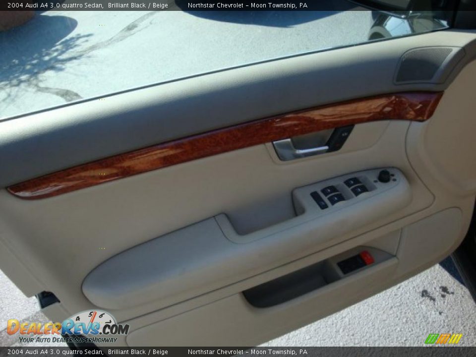 2004 Audi A4 3.0 quattro Sedan Brilliant Black / Beige Photo #14