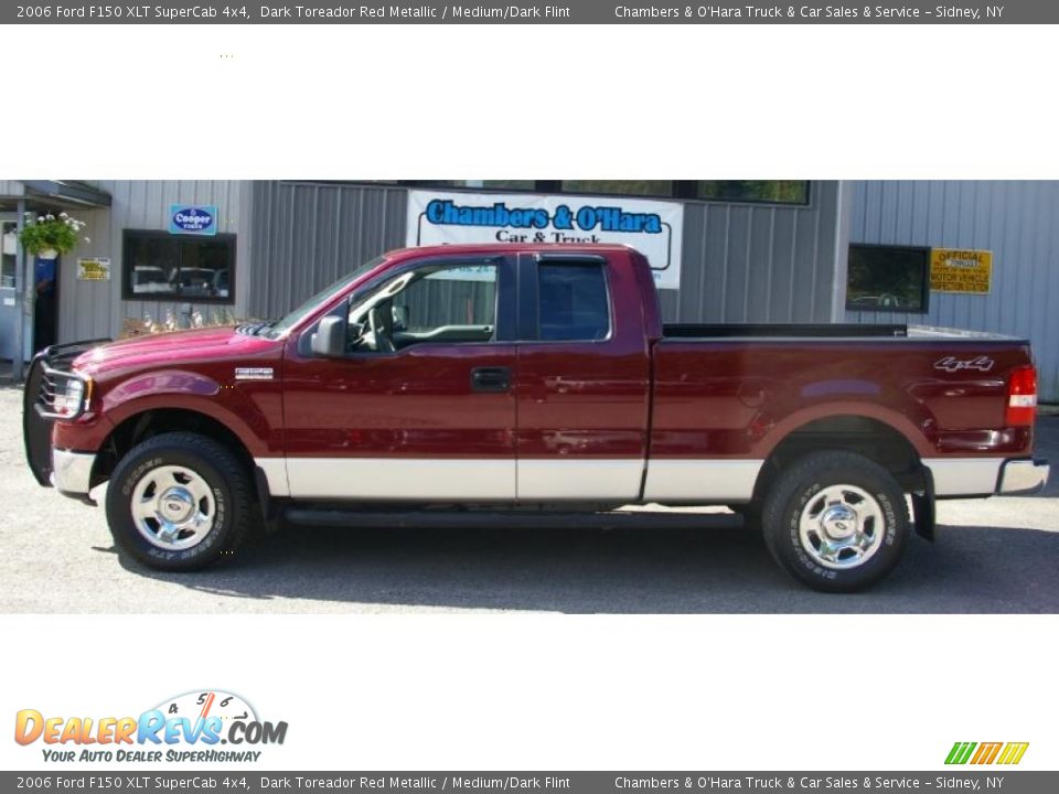 2006 Ford F150 XLT SuperCab 4x4 Dark Toreador Red Metallic / Medium/Dark Flint Photo #2