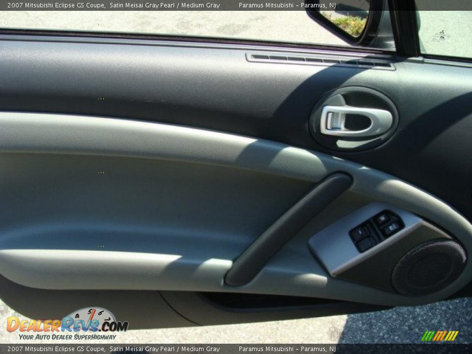 2007 Mitsubishi Eclipse GS Coupe Satin Meisai Gray Pearl / Medium Gray Photo #8