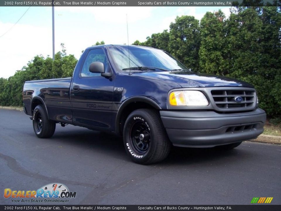 2002 Ford F150 XL Regular Cab True Blue Metallic / Medium Graphite Photo #1