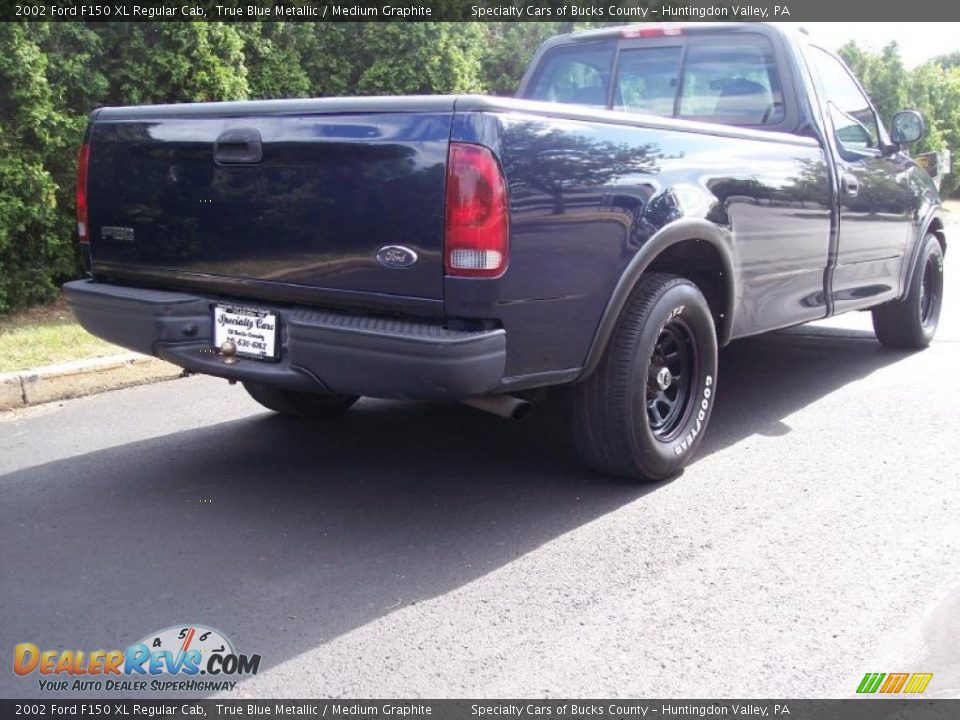 2002 Ford F150 XL Regular Cab True Blue Metallic / Medium Graphite Photo #10