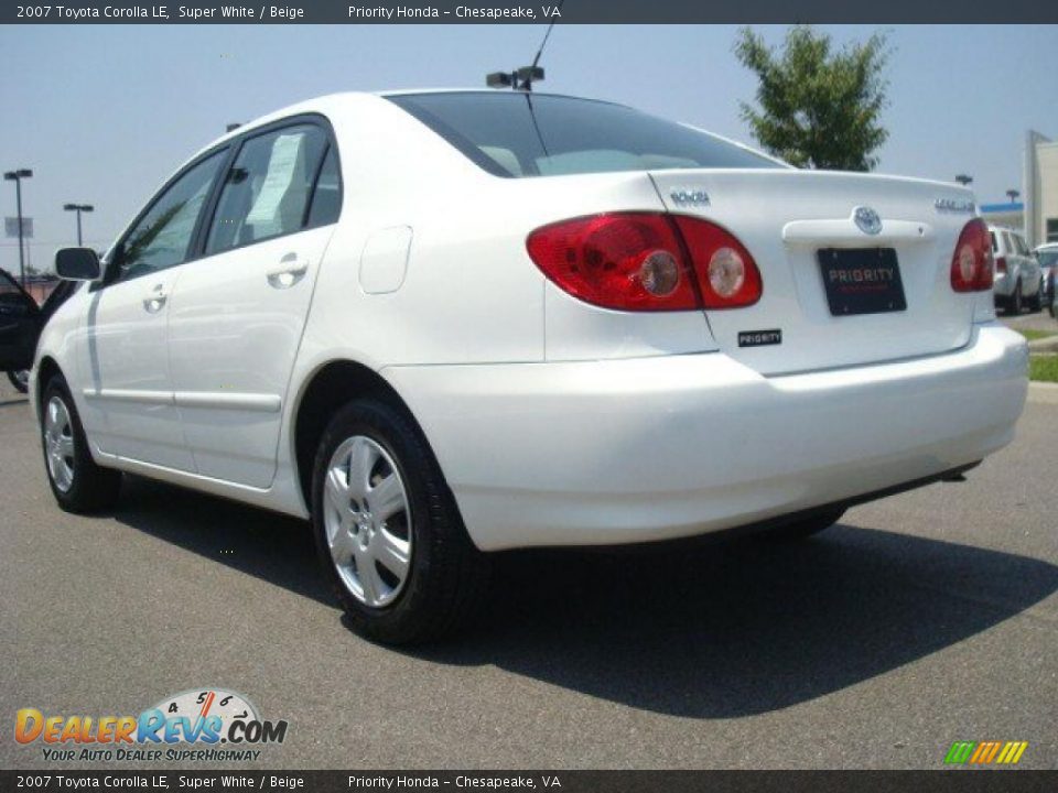 2007 Toyota Corolla LE Super White / Beige Photo #4