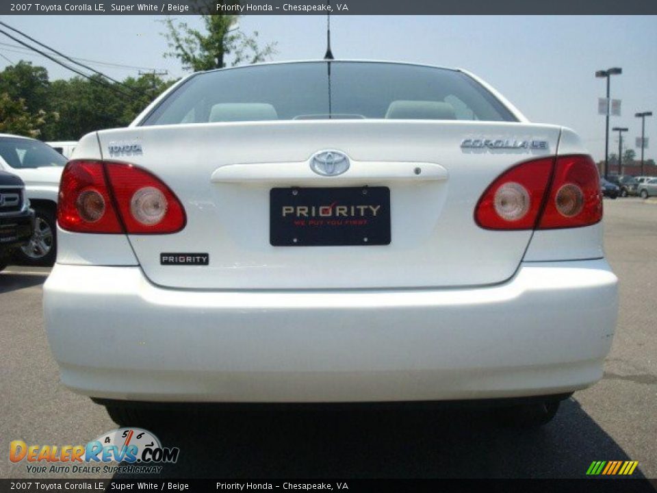 2007 Toyota Corolla LE Super White / Beige Photo #5