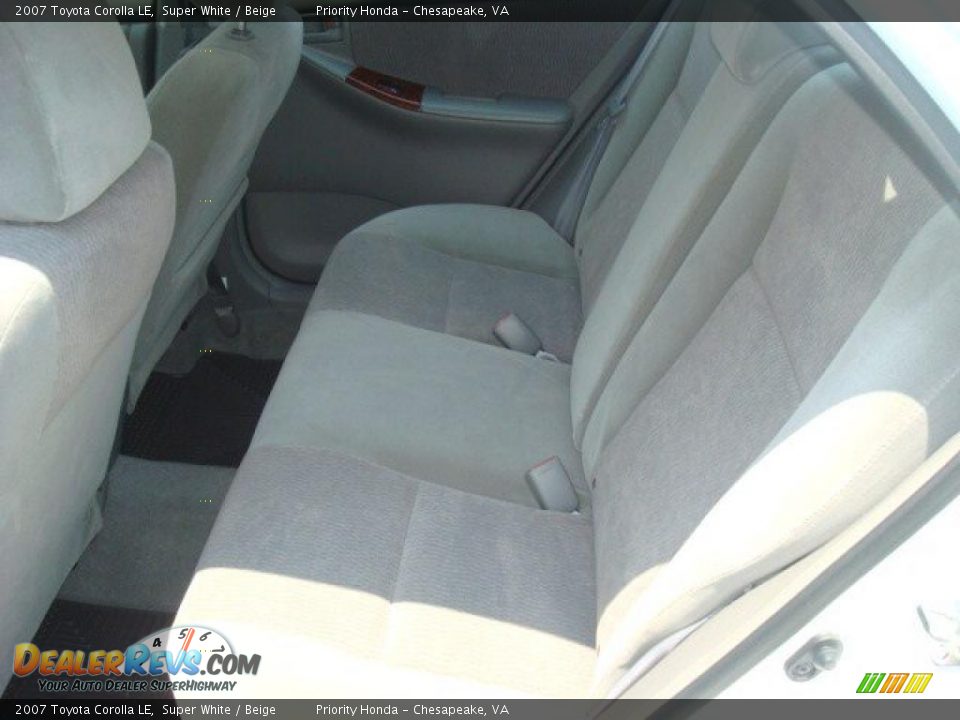 2007 Toyota Corolla LE Super White / Beige Photo #10