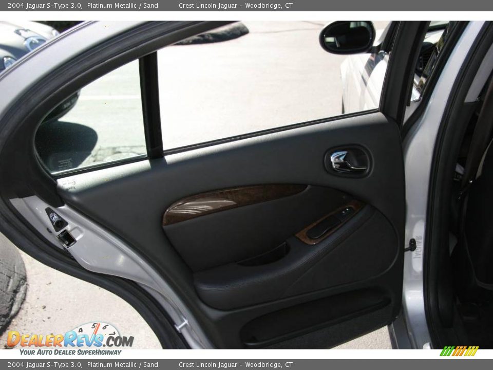 2004 Jaguar S-Type 3.0 Platinum Metallic / Sand Photo #17