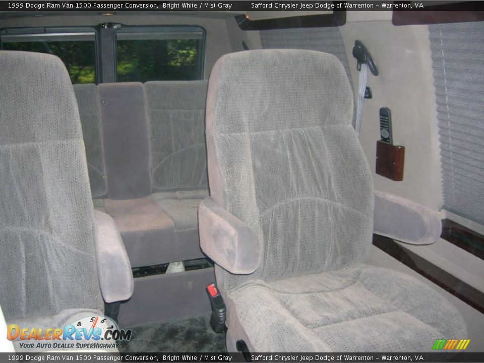 1999 Dodge Ram Van 1500 Passenger Conversion Bright White / Mist Gray Photo #4