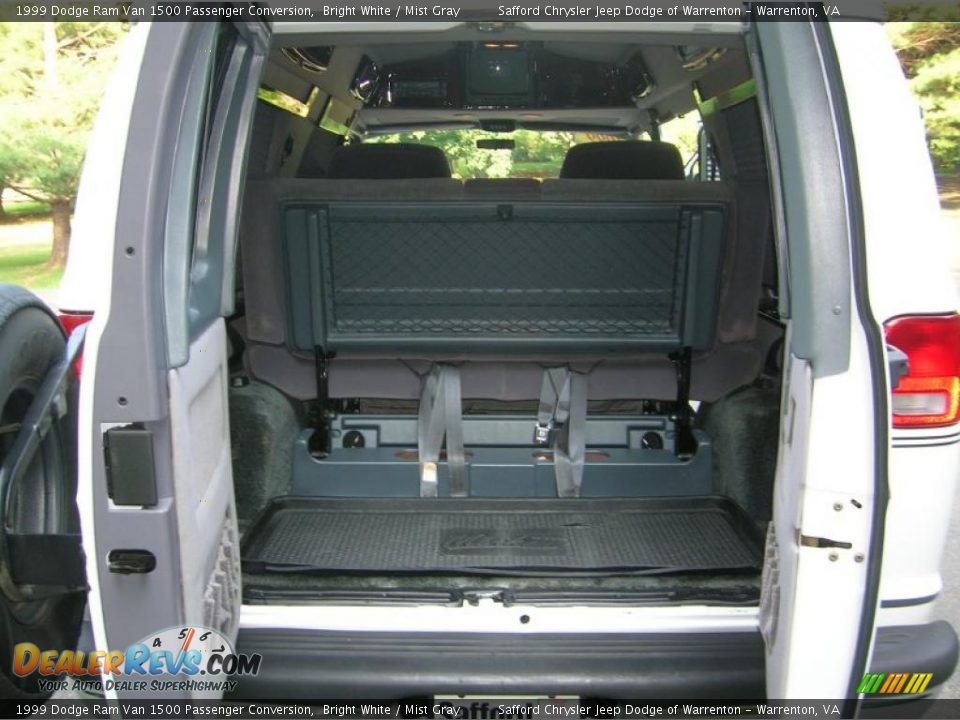 1999 Dodge Ram Van 1500 Passenger Conversion Bright White / Mist Gray Photo #9