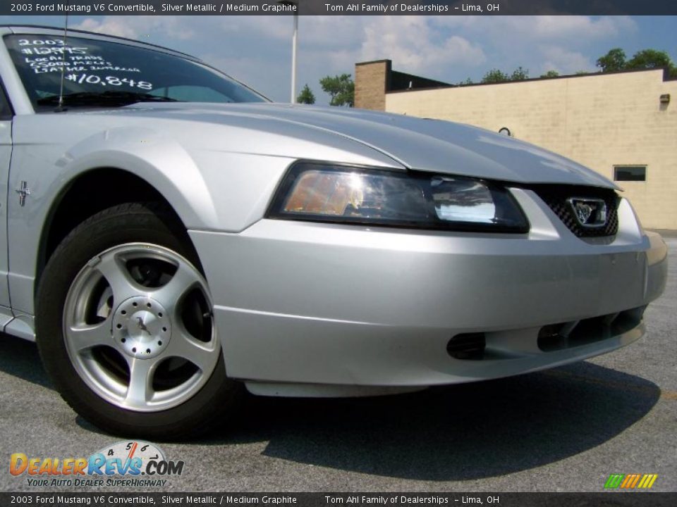 2003 Ford Mustang V6 Convertible Silver Metallic / Medium Graphite Photo #2