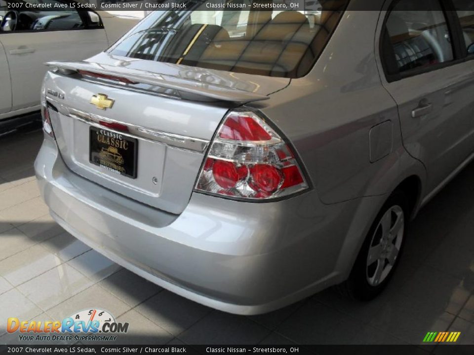 2007 Chevrolet Aveo LS Sedan Cosmic Silver / Charcoal Black Photo #6