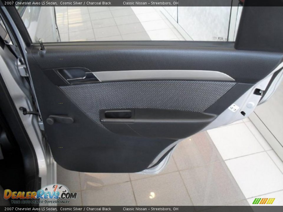 2007 Chevrolet Aveo LS Sedan Cosmic Silver / Charcoal Black Photo #14