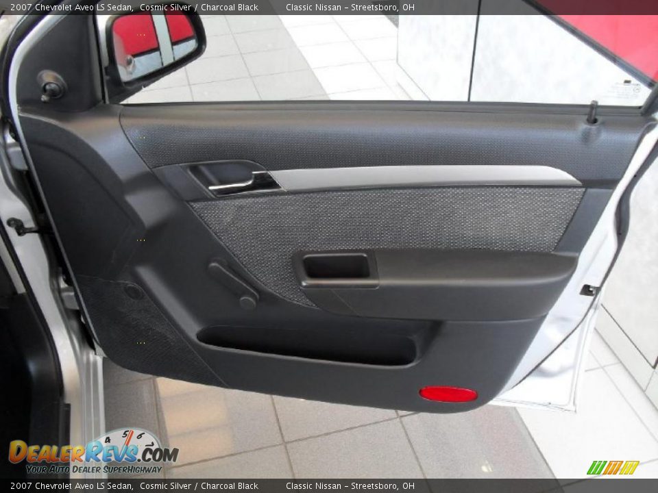 2007 Chevrolet Aveo LS Sedan Cosmic Silver / Charcoal Black Photo #15