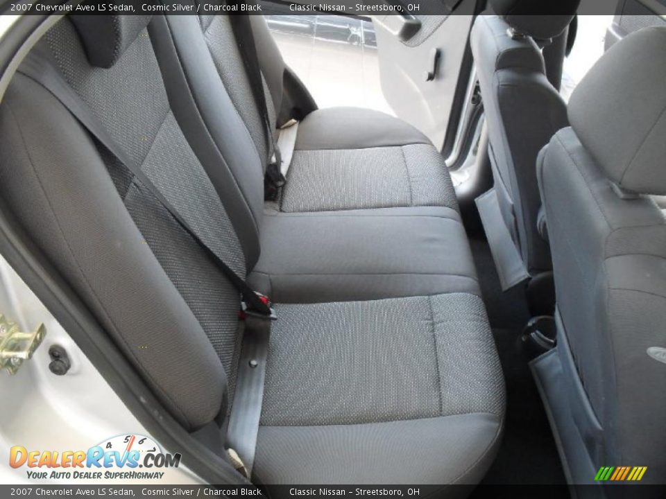 2007 Chevrolet Aveo LS Sedan Cosmic Silver / Charcoal Black Photo #19