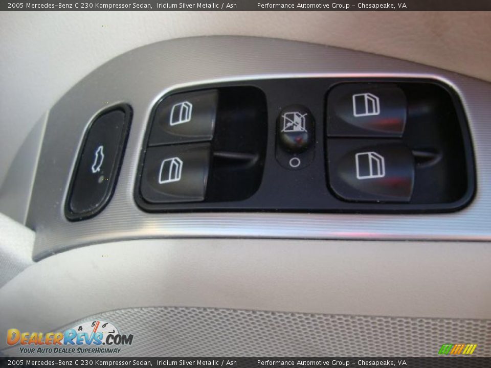 2005 Mercedes-Benz C 230 Kompressor Sedan Iridium Silver Metallic / Ash Photo #19