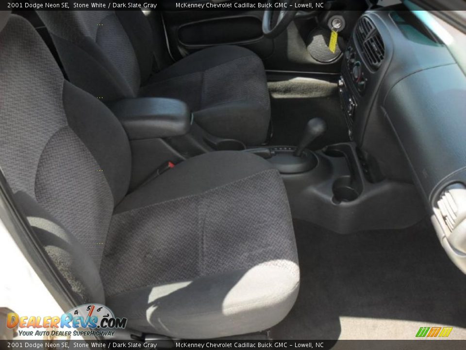 2001 Dodge Neon SE Stone White / Dark Slate Gray Photo #17