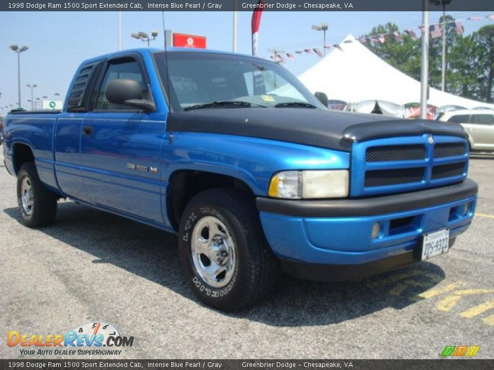 1998 Dodge Ram 1500 Sport Extended Cab Intense Blue Pearl / Gray Photo #7