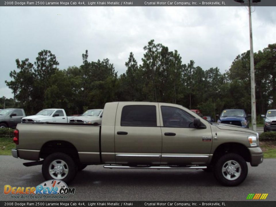 2008 Dodge Ram 2500 Laramie Mega Cab 4x4 Light Khaki Metallic / Khaki Photo #9