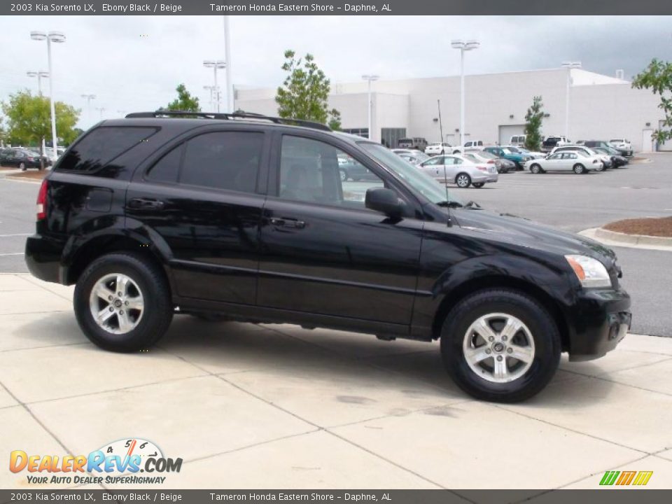 2003 Kia Sorento LX Ebony Black / Beige Photo #10