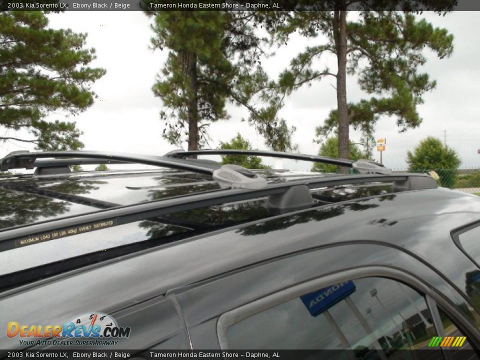 2003 Kia Sorento LX Ebony Black / Beige Photo #22