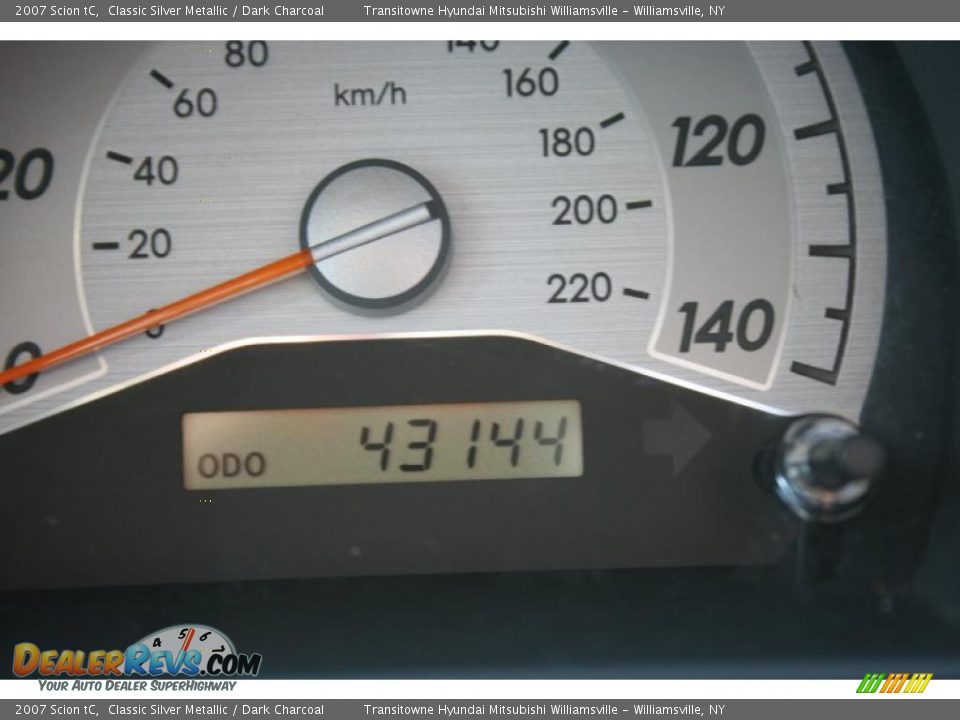 2007 Scion tC Classic Silver Metallic / Dark Charcoal Photo #3