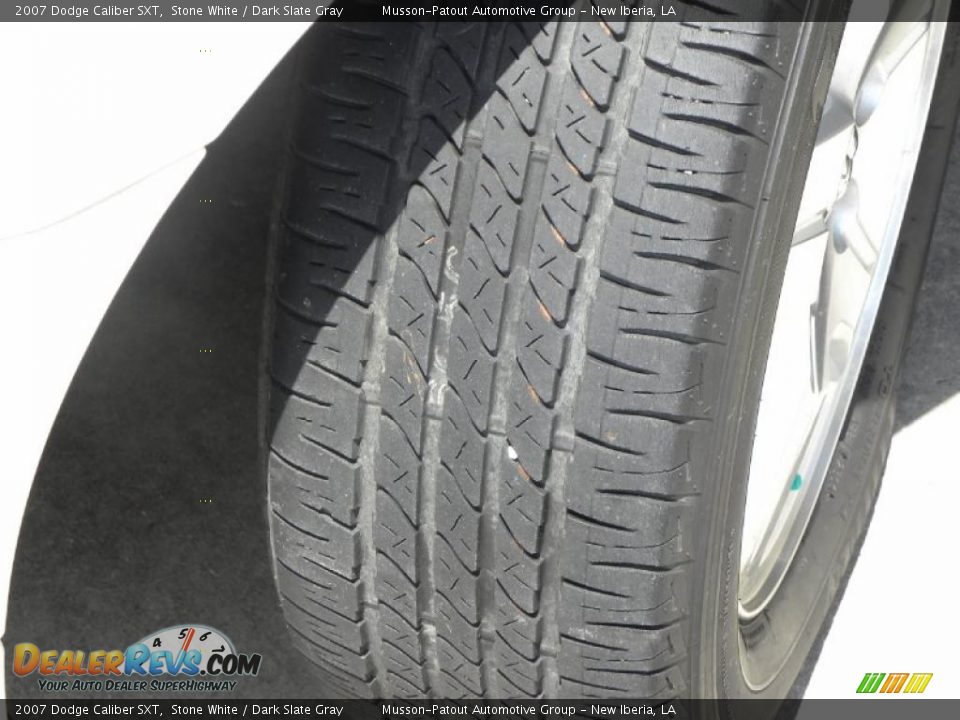 2007 Dodge Caliber SXT Stone White / Dark Slate Gray Photo #14
