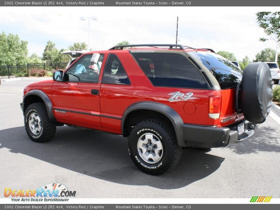 2002 Chevrolet Blazer LS ZR2 4x4 Victory Red / Graphite Photo #4