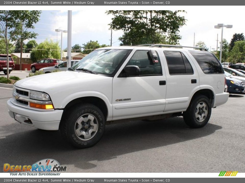 2004 Chevrolet Blazer LS 4x4 Summit White / Medium Gray Photo #5