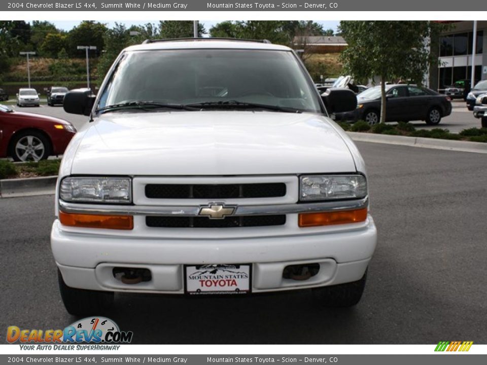 2004 Chevrolet Blazer LS 4x4 Summit White / Medium Gray Photo #6