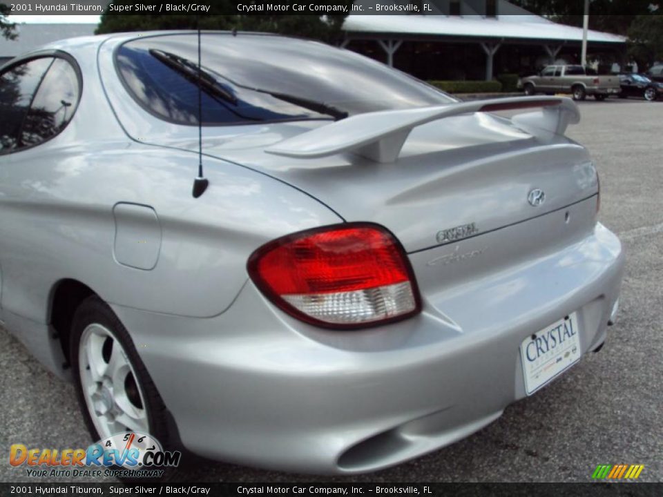 2001 Hyundai Tiburon Super Silver / Black/Gray Photo #7