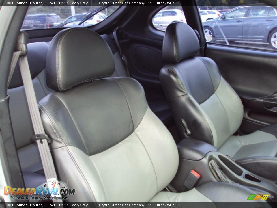 2001 Hyundai Tiburon Super Silver / Black/Gray Photo #11
