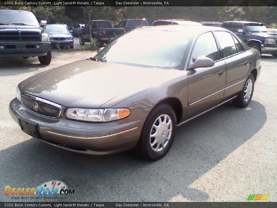 2002 Buick Century Custom Light Sandrift Metallic / Taupe Photo #4