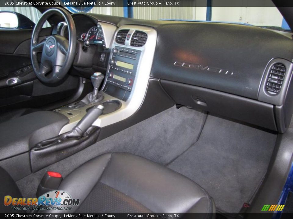 2005 Chevrolet Corvette Coupe LeMans Blue Metallic / Ebony Photo #15